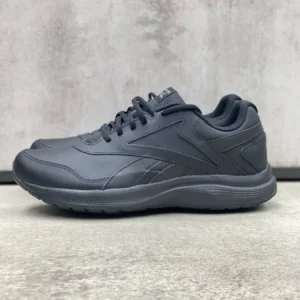 کتونی ریباک مدل Walk Ultra 7 DMX Max
