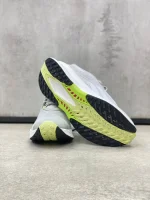 کتونی طوسی با خط کاهویی ریباک مدل Floatride Energy 5 - Image 3
