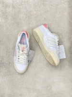 کتونی آدیداس مدل Continental 80 Stripes - Image 3