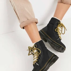 نیم بوت دکتر مارتینز ندل tract teddy lined boots in black