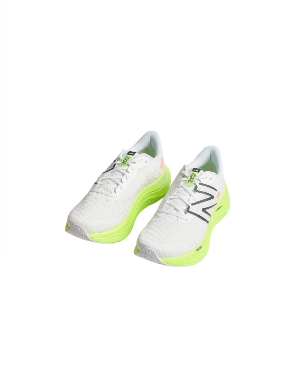 کتونی نیوبالانس مردانه مدل FuelCell Propel v4 White - Image 2
