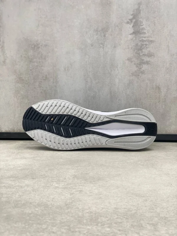 کتونی ریباک مدل Reebok Energen Tech Plus - Image 3