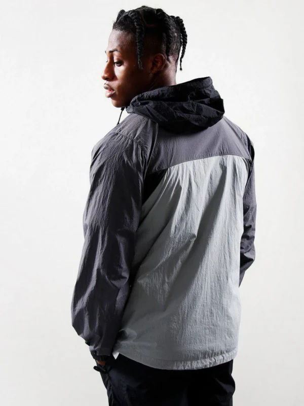 بادگیر دو‌ رنگ‌berghaus - Image 2