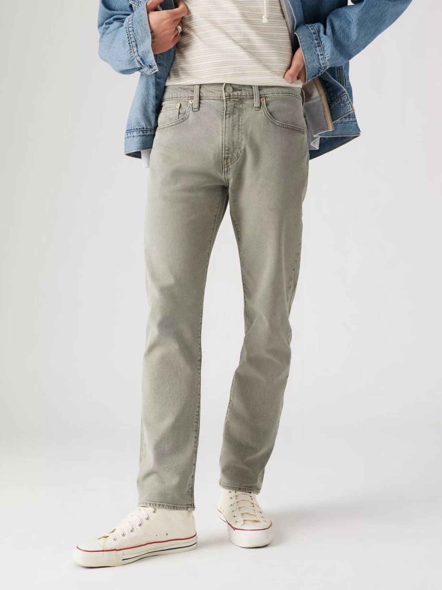 7AD957A2-4958-4157-AF5E-4CE72176E6CD_converted شلوار 502TAPER FIT JEANS - Image 1