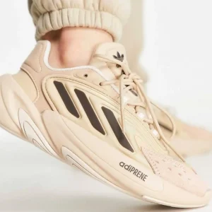 کتونی آدیداس مدلadidas Ozelia trainers