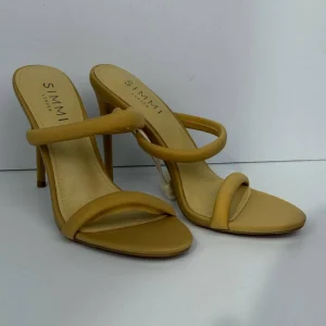 کفش  کرمی simmi london