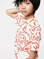 تیشرت بچگانه سفید برگ قرمز H&M - Image 3
