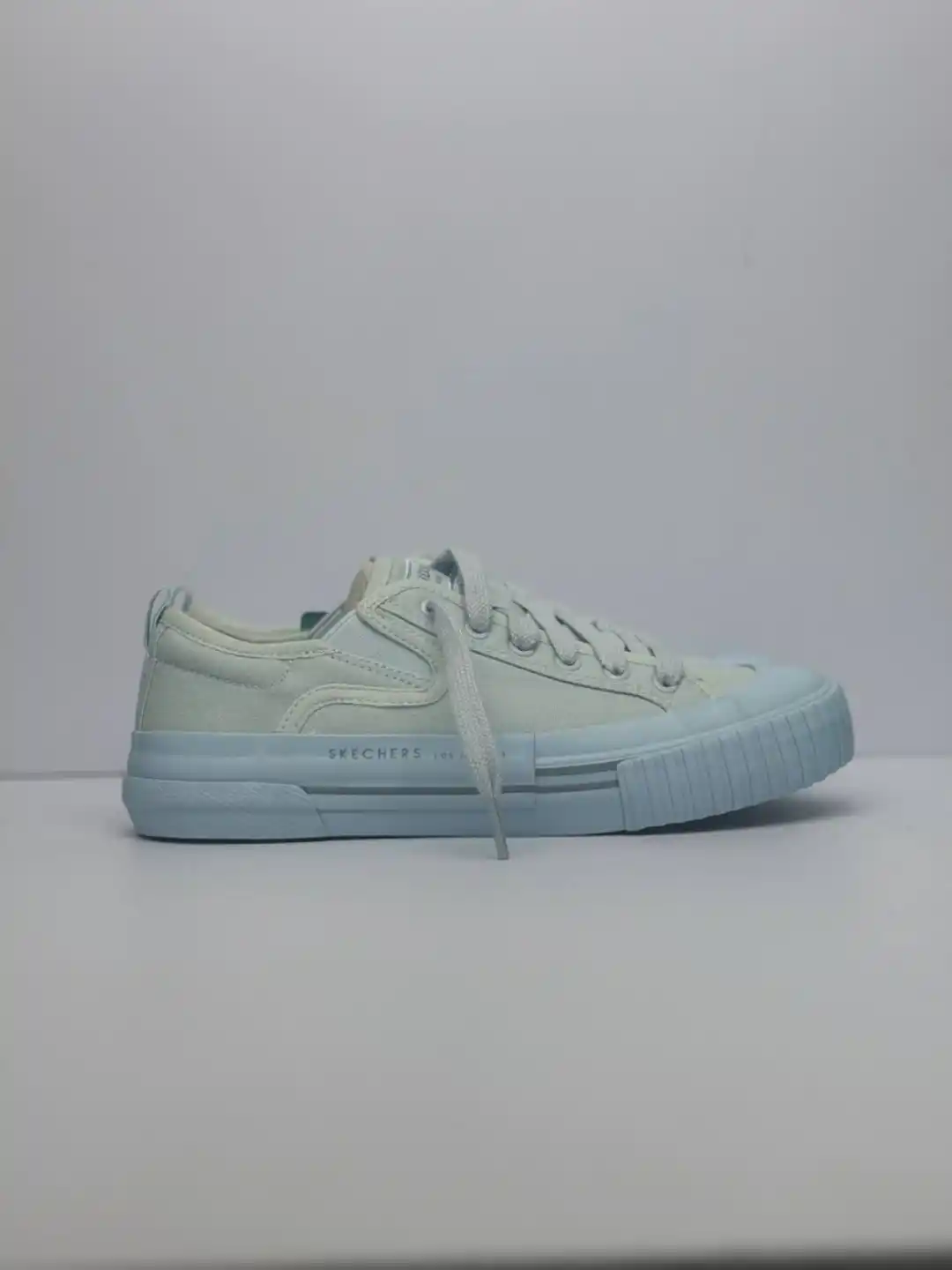 Picsart_25-04-20_21-09-15-994 کتونی زنانه skechers - Image 1