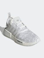 کتونی آدیداس مدل adidas NMD_R1 Shoes - Image 4