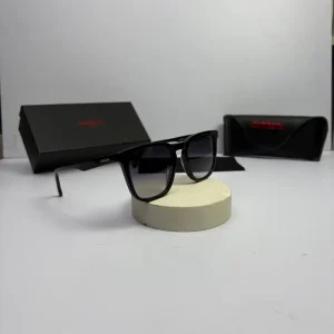 عینک carrera-143s فریم مشکی عدسی هایلایت دودی