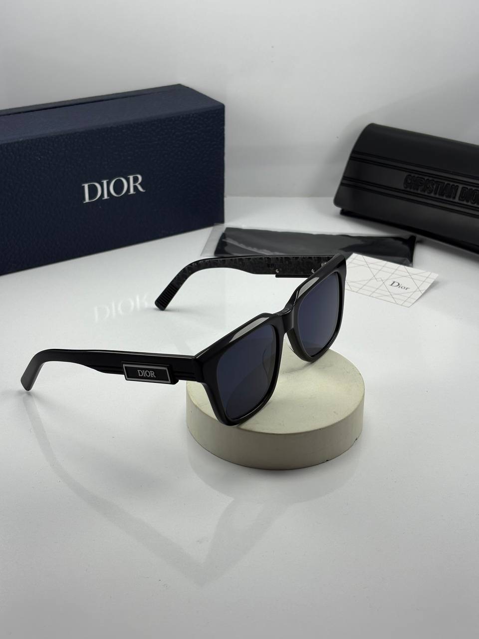 ECCB9E53-AC13-44ED-B05D-F9D57502F45F_converted عینک dior b23 s11 مشکی براق عدسی آبی - Image 1
