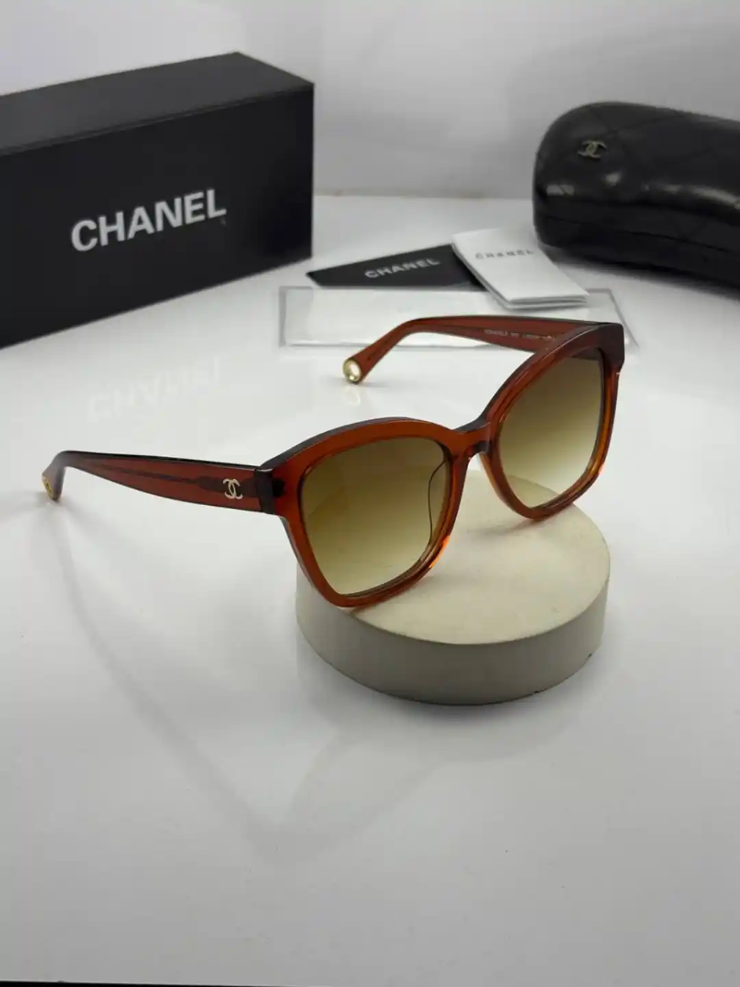 Picsart_25-08-19_21-33-20-119 عینک chanel 5487 حنایی شفاف - Image 1