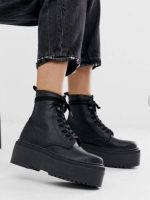نیم بوت مشکی بند دار asos