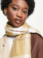 شال سوپر سافت قهوه ای طرح دار asos - Image 2