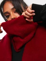 شال سوپر سافت زرشکی asos - Image 2