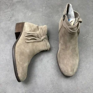 نیم بوت جیرskechers
