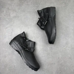 نیم بوت چرم skechers