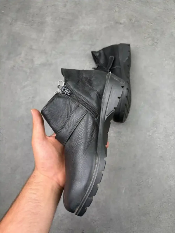 نیم بوت چرم skechers - Image 3