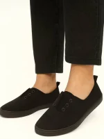 کالج Women's Everyday Sneaker