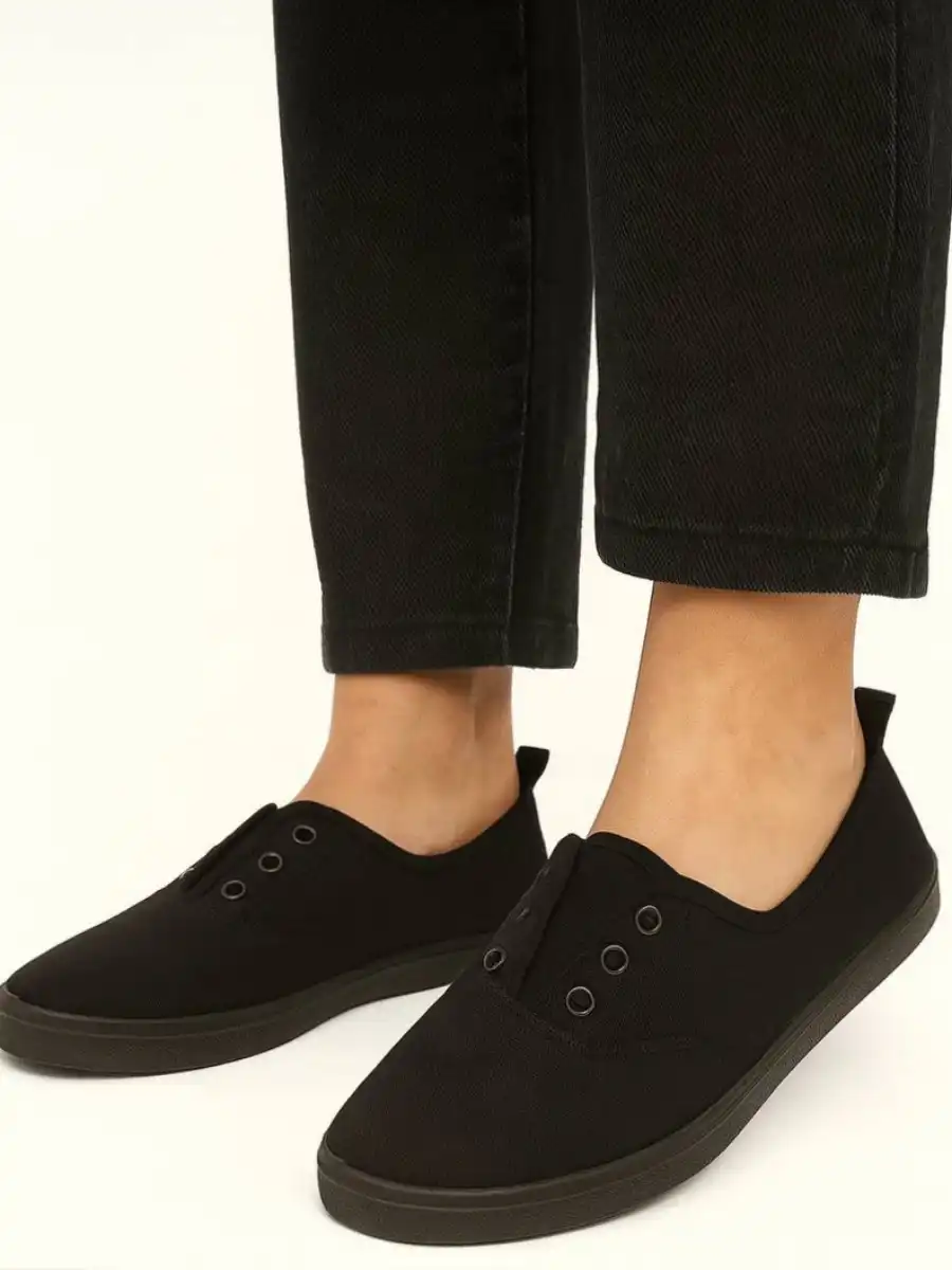 Picsart_25-11-23_02-14-26-753 کالج Women's Everyday Sneaker - Image 1