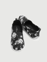 Basic Floral Slip-On Sneakers - Image 2