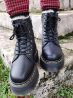 بوت خز دار بندی دکتر مارتین - Image 2