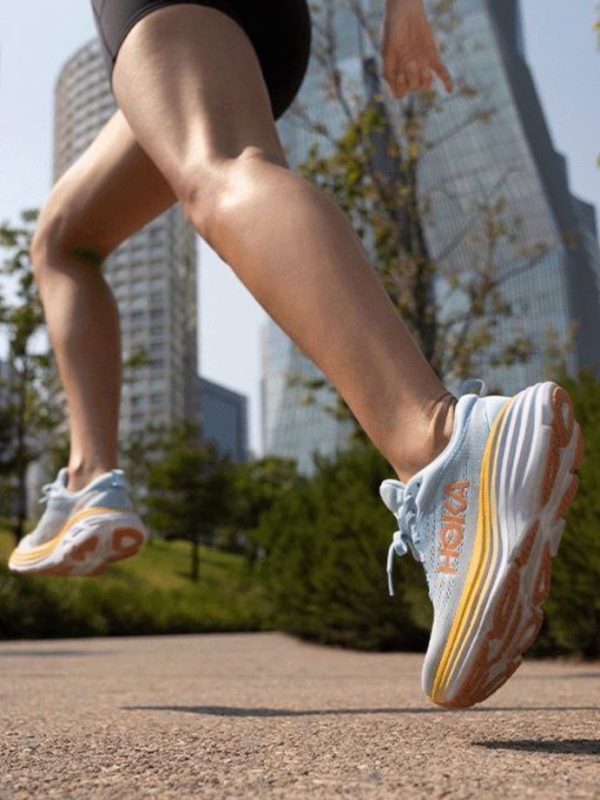 کتونی هوکا مدل HOKA - Women's Bondi 8 - Running - Image 6