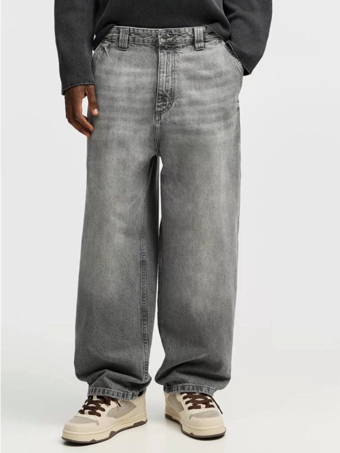 10ACFB2F-0ACE-473F-9215-5A91BD6BB512_converted شلوار بگی طوسی اسکیتر pull&bear - Image 1