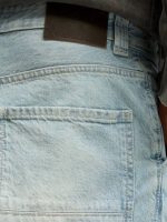 شلوار آبی کمرنگ اسکیتر pull&bear - Image 4