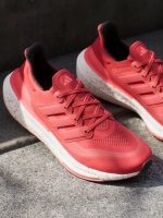 کتونی آدیداس مدل adidas Men's Ultraboost Light - Image 6