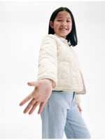 کاپشن سفید جلو دکمه طرح گل reserved - Image 5