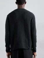پلیور مردانه پشمی پرز دار مشکیJack &jones - Image 2