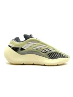 کتونی آدیداس مدل Adidas Yeezy Boost 700