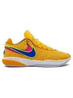 کتونی نایک مدل LeBron 20