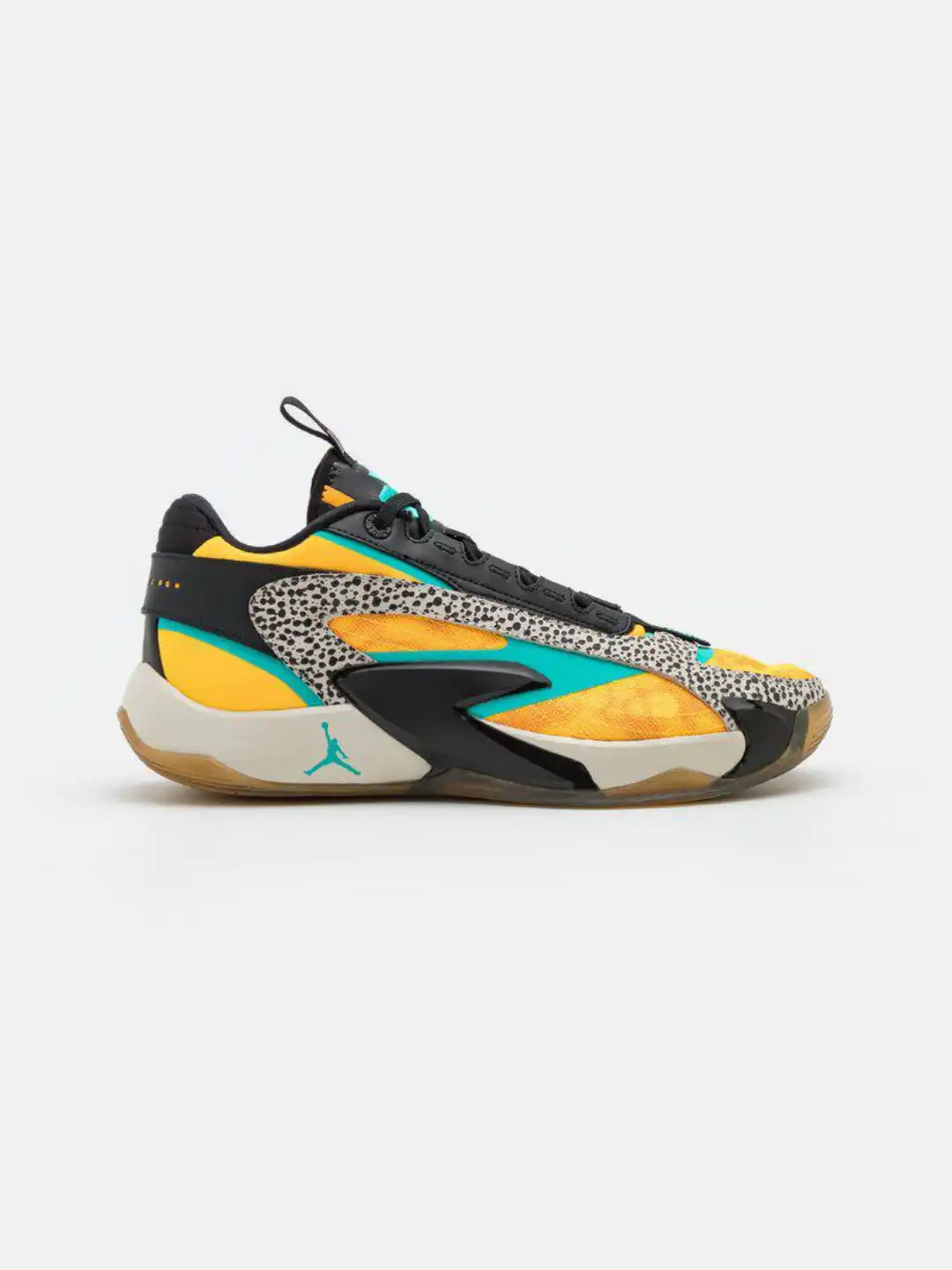 Picsart_25-10-23_08-18-42-842 کتونی نایکی مدلJORDAN LUKA 2 UNISEX - Basketball - Image 1