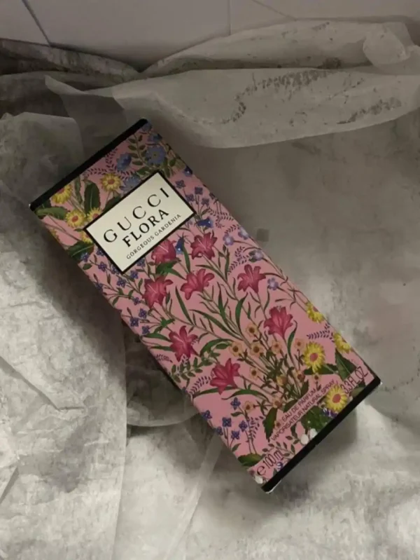 عطر گوچی فلورا گرگوس گاردنیا | Gucci Flora Gorgeous Gardenia - Image 3