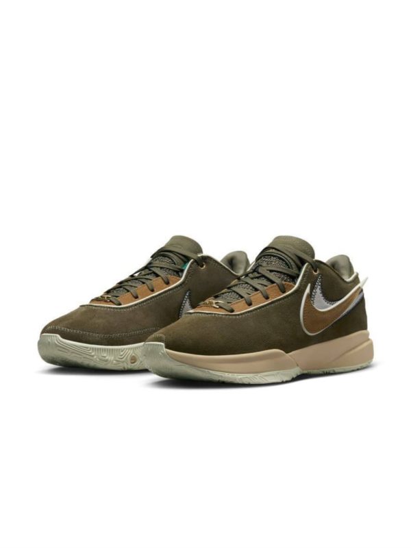 Nike LeBron 20 - Image 3