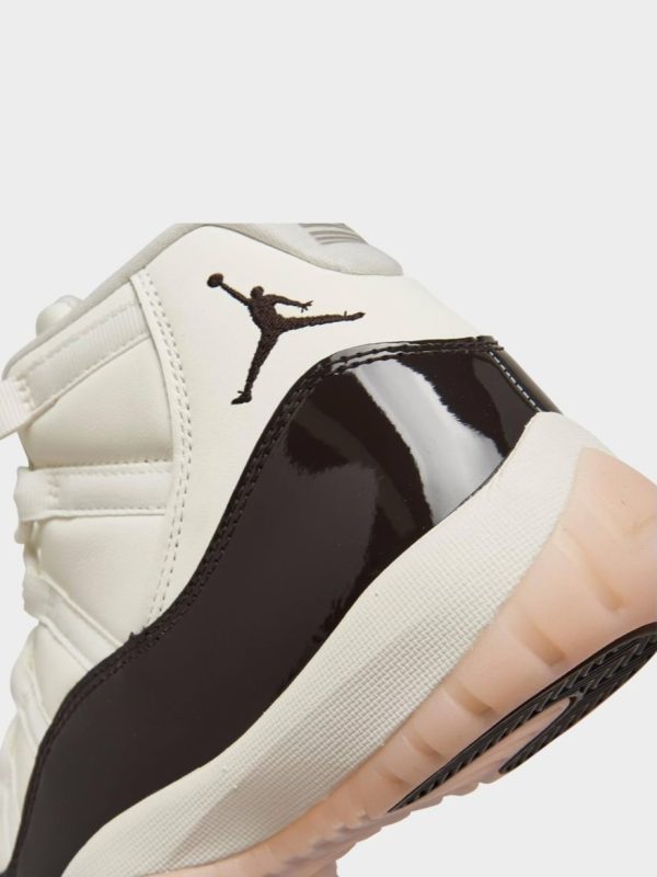 Air Jordan Retro 11 - Image 5