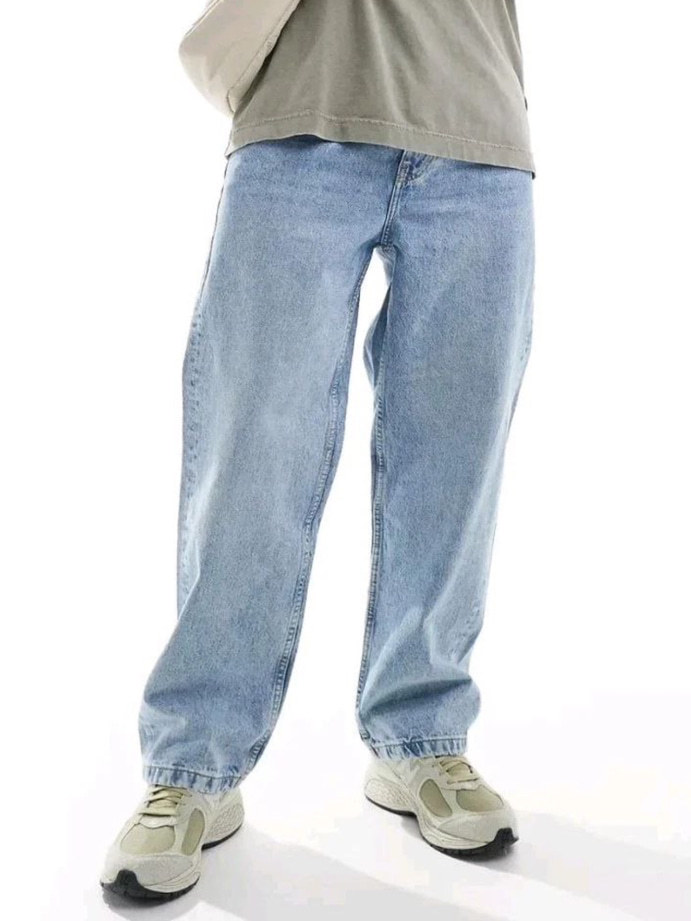 68045BB8-3480-41DD-A09B-EEEA9DCCF80D_converted شلوار جین نیم بگ آبی کم رنگ pull&bear - Image 1