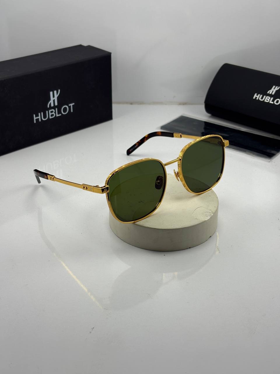 DDF77EA2-A47E-4836-AED2-9F1975A97054_converted عینک هابلوت فریم طلایی عدسی سبز hublot h013 - Image 1