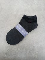جوراب مشکی ساده بغل لوگو دار