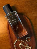 عطر بیبی کت راو بوربن ایو سن لورن | Yves saint laurant Babycat Raw Bourbon - Image 2