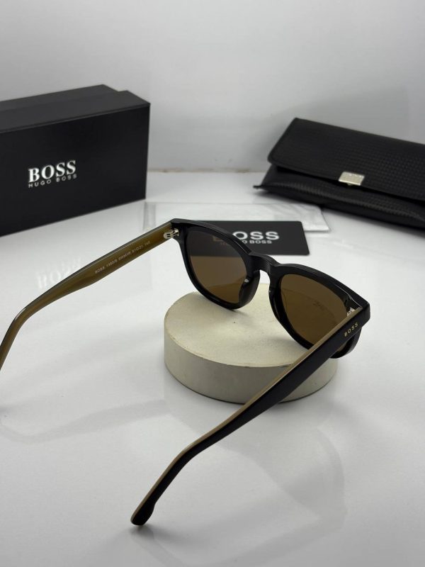 عینک مشکی قهوه ای boss 1380/s - Image 4