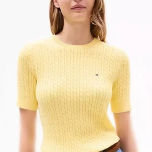 تیشرت بافتنی زرد رنگ تامی طرحCable Knit Short Sleeve Jumper
