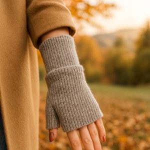 مچ‌بند بافت زنانه طرح پاییزی
