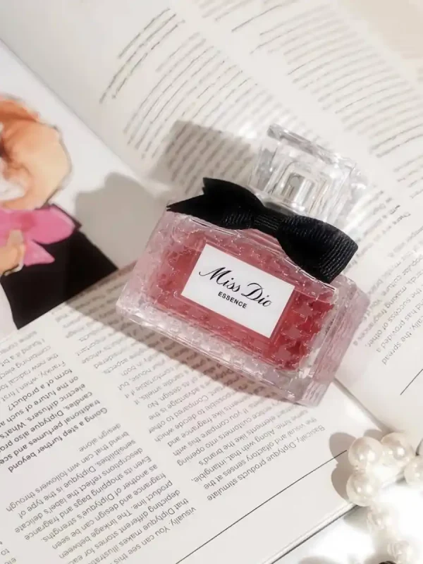 عطر میس دیور اسنس | Miss Dior Essence - Image 3