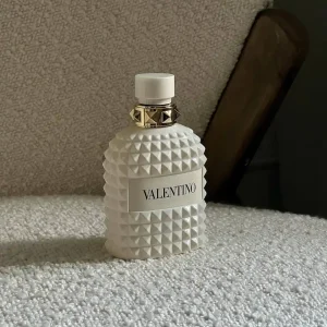 عطر ولنتینو یومو لوری | Valentino Uomo Ivory