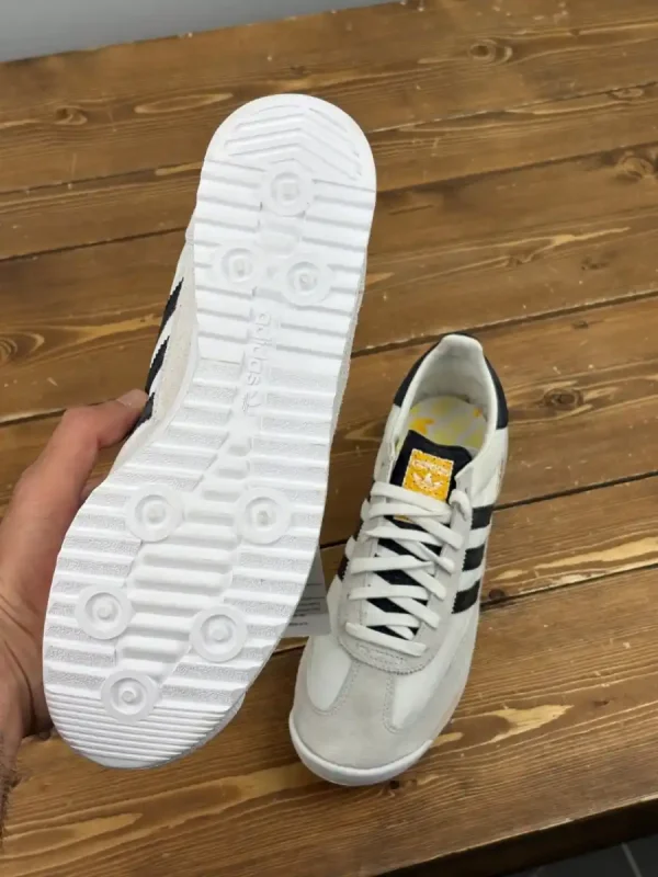 کتونی آدیداس مدل adidas sL72 rs - Image 4
