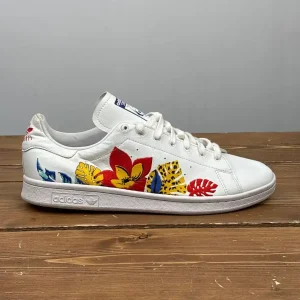 کتونی آد.ید.اس مدل stan smith
