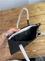 کیف مشکی لوگو گلدوزی لاکوست - Image 4
